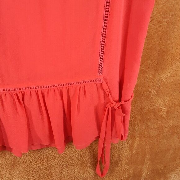 TORY BURCH Womens Top Size 0 Red Blouse Keyhole Silk Sleeveless Perforated - Picture 2 of 8